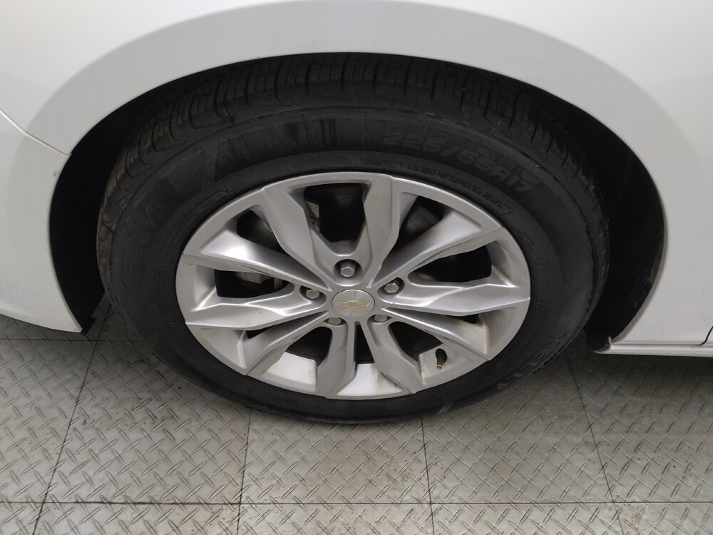 2023 Chevrolet Malibu in Peoria, IL 61615 - 18105829 31