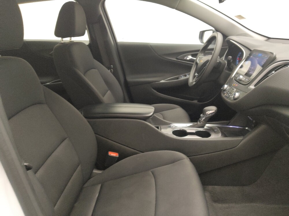 2023 Chevrolet Malibu in Peoria, IL 61615 - 18105829 21