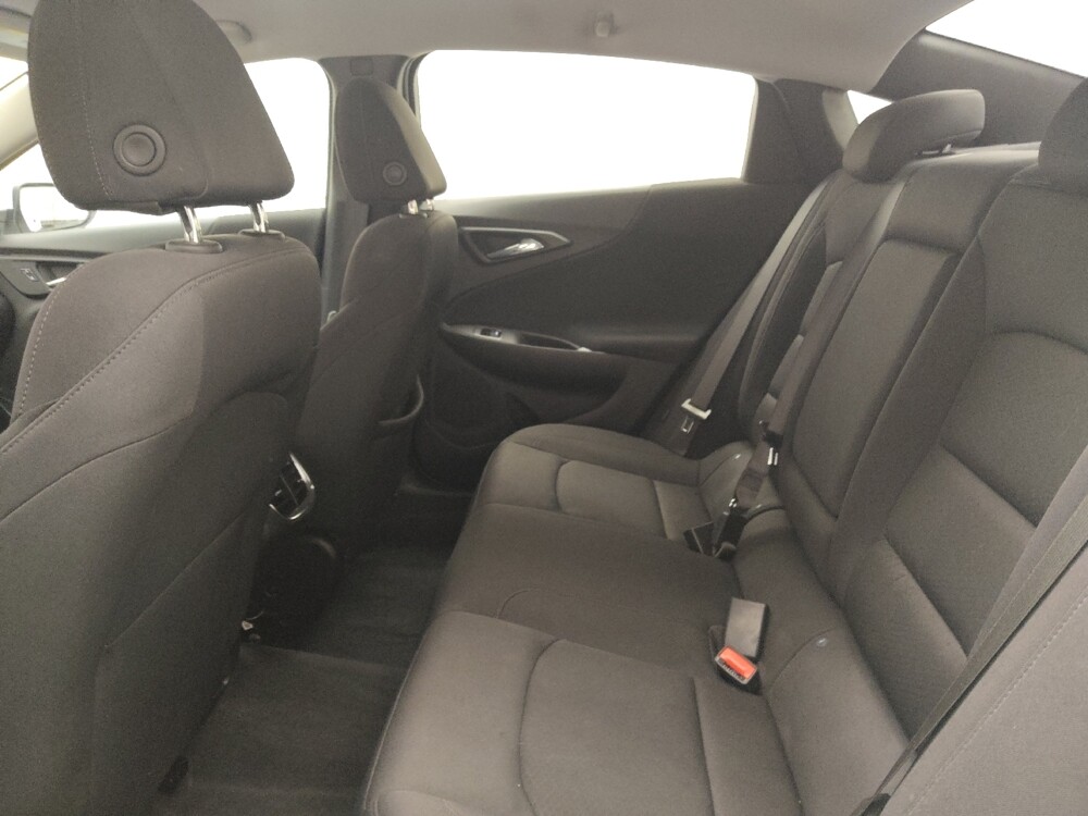 2023 Chevrolet Malibu in Peoria, IL 61615 - 18105829 18