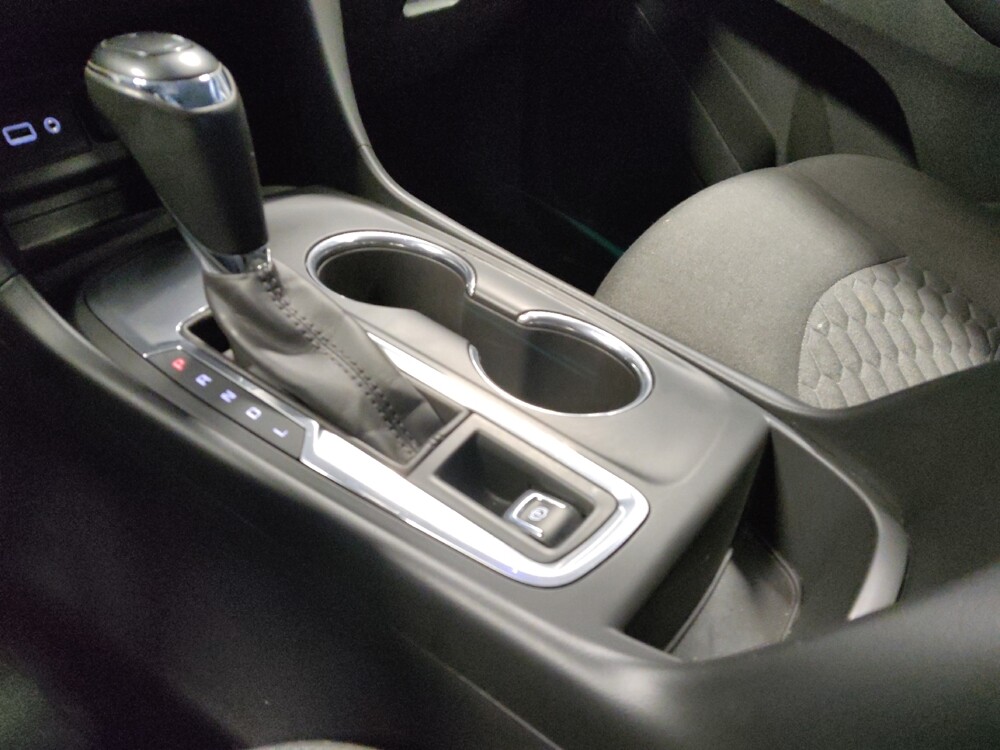 2019 Chevrolet Equinox in Phoenix, AZ 85022 - 18105834 26