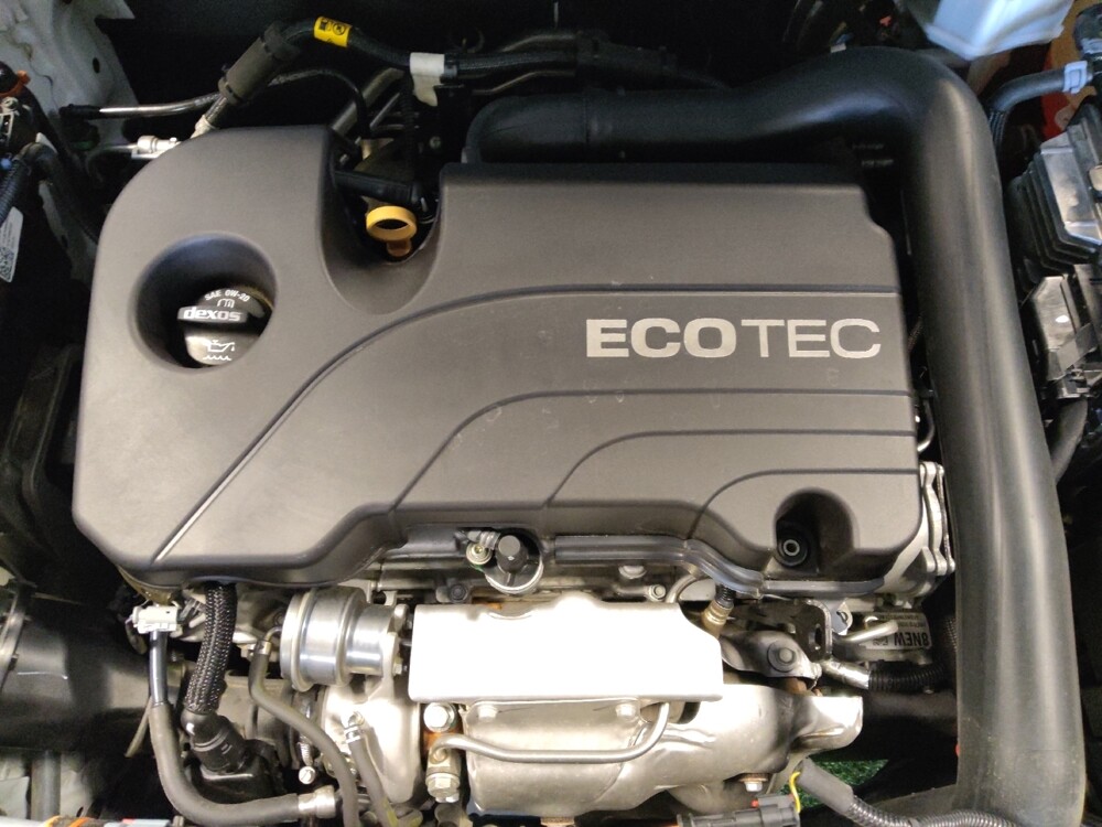 2019 Chevrolet Equinox in Phoenix, AZ 85022 - 18105834 30