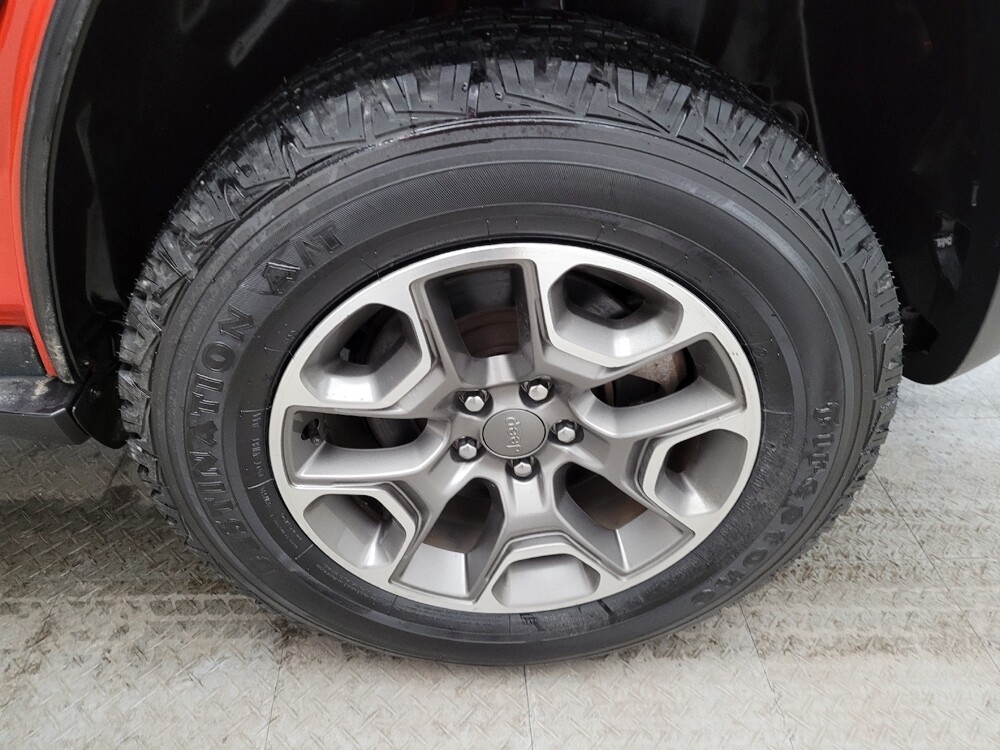 2021 Jeep Cherokee in Cincinnati, OH 45255 - 18105845 31