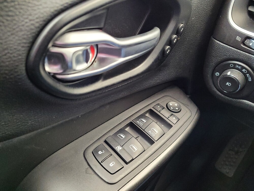 2021 Jeep Cherokee in Cincinnati, OH 45255 - 18105845 27