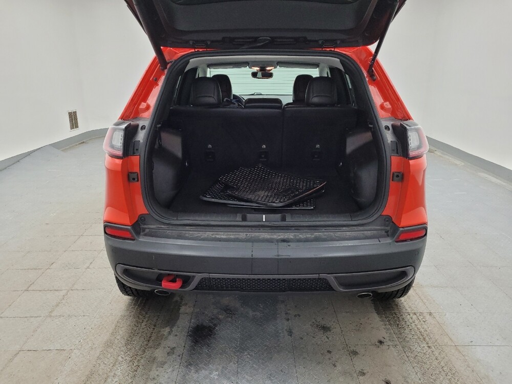 2021 Jeep Cherokee in Cincinnati, OH 45255 - 18105845 29