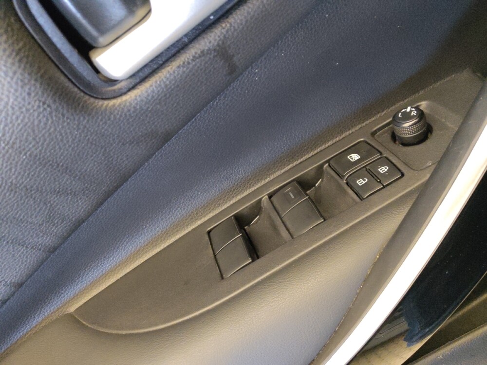 2021 Toyota Corolla in Phoenix, AZ 85022 - 18105849 27