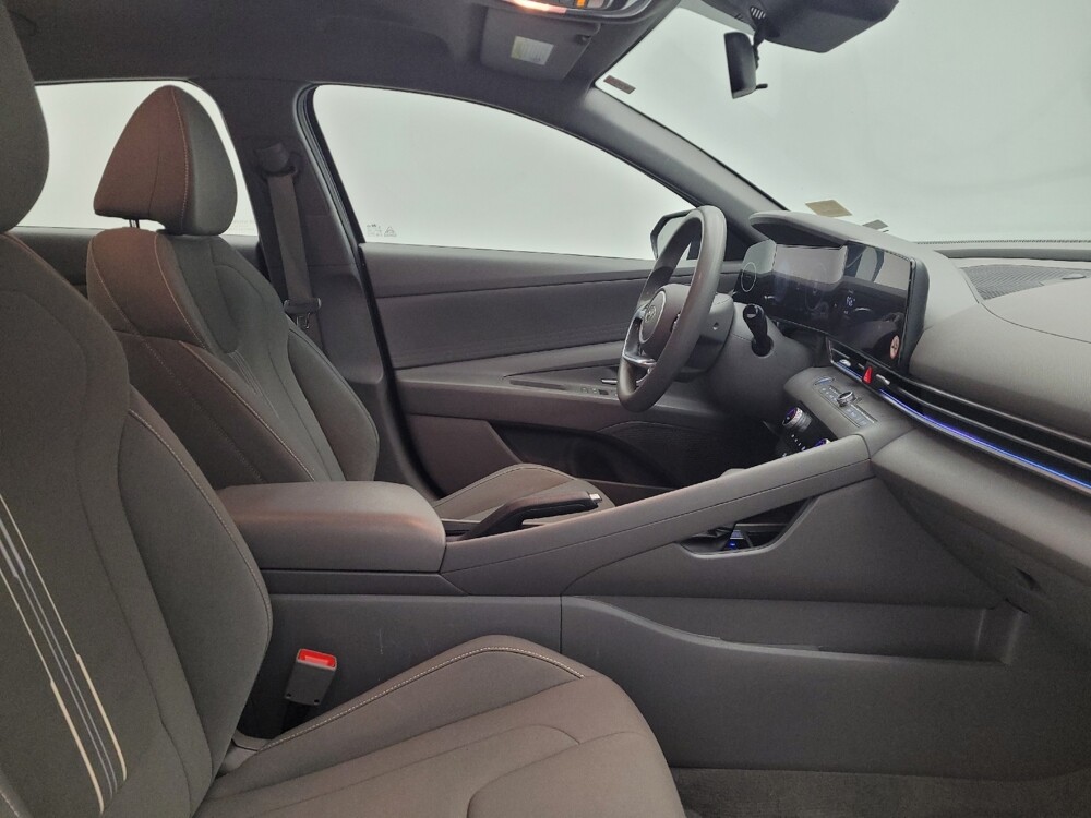 2024 Hyundai Elantra in Cincinnati, OH 45255 - 18105852 21