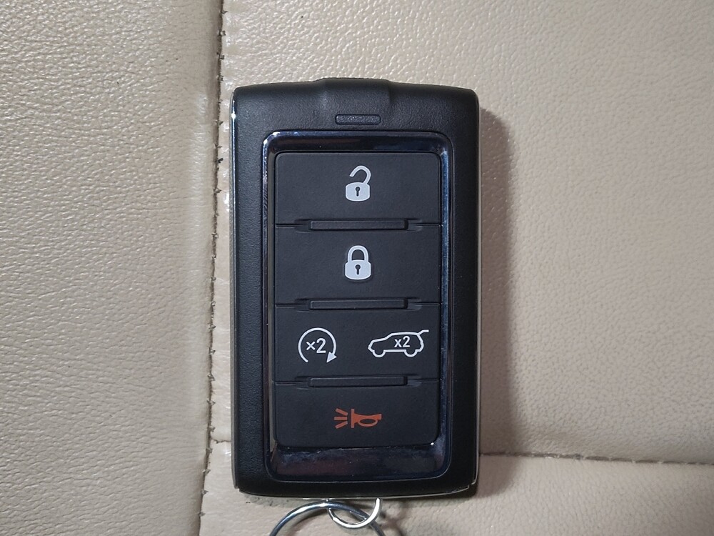 2022 Jeep Grand Cherokee in Fort Worth, TX 76116 - 18105856 32