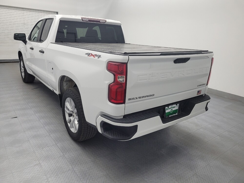 2019 Chevrolet Silverado 1500 in Charlotte, NC 28213 - 18105858 5