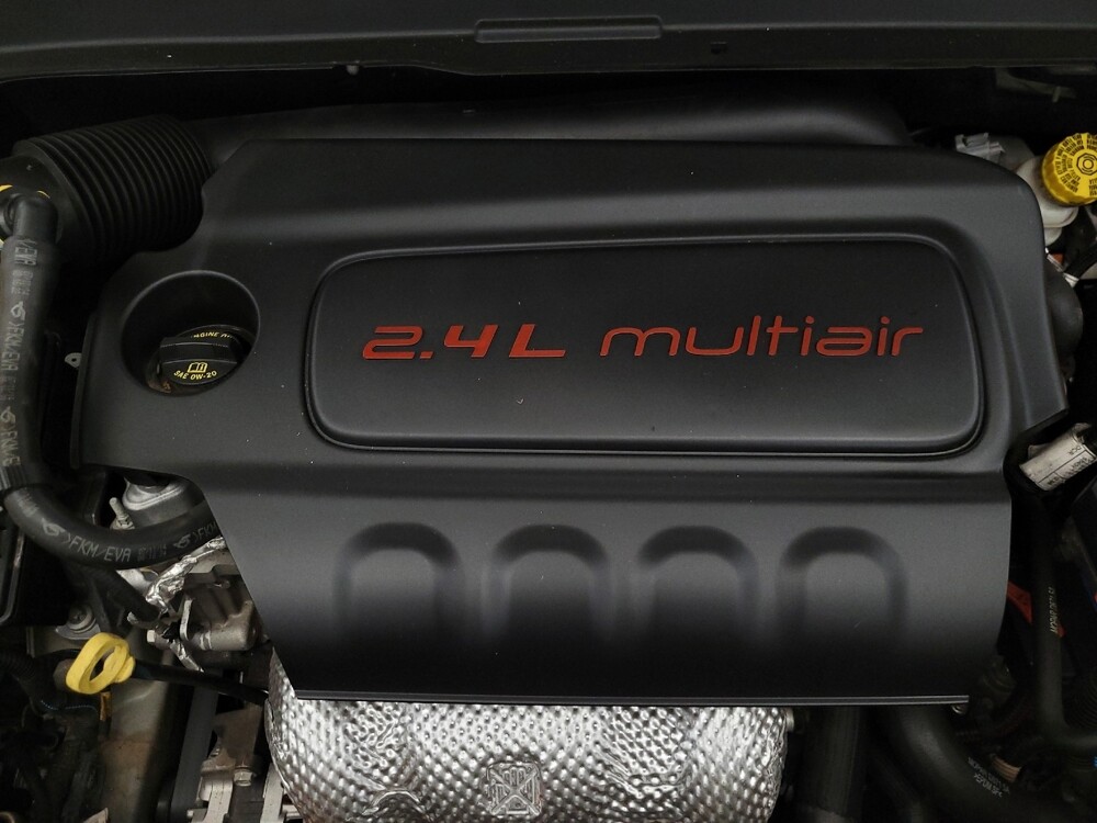 2015 Jeep Renegade in Glendale, AZ 85301 - 18105865 30