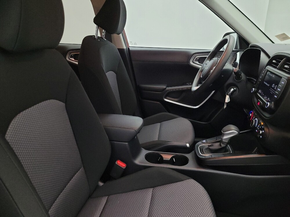 2023 Kia Soul in Glendale, AZ 85301 - 18105867 21