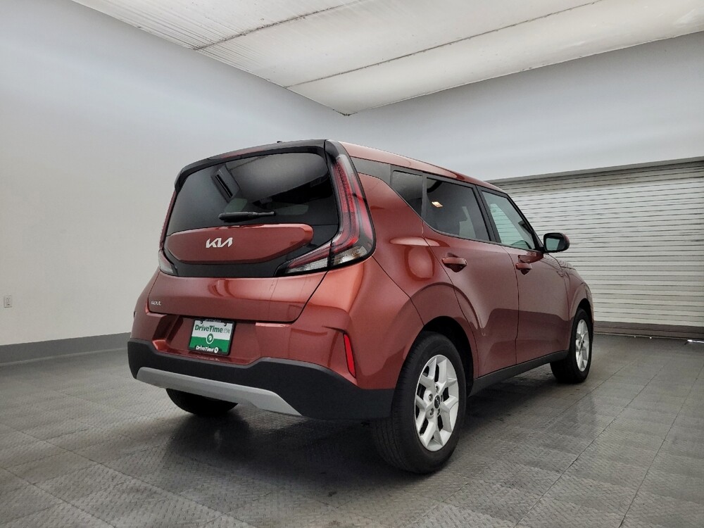 2023 Kia Soul in Glendale, AZ 85301 - 18105867 9