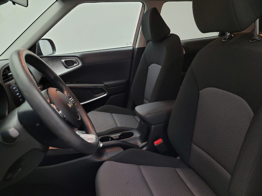 2023 Kia Soul in Glendale, AZ 85301 - 18105867 17