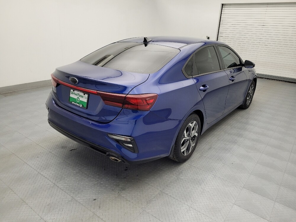 2019 Kia Forte in Raleigh, NC 27604 - 18105871 9