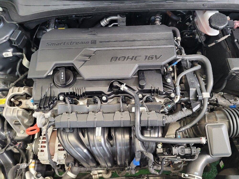 2024 Hyundai Elantra in Columbus, OH 43231 - 18105878 30