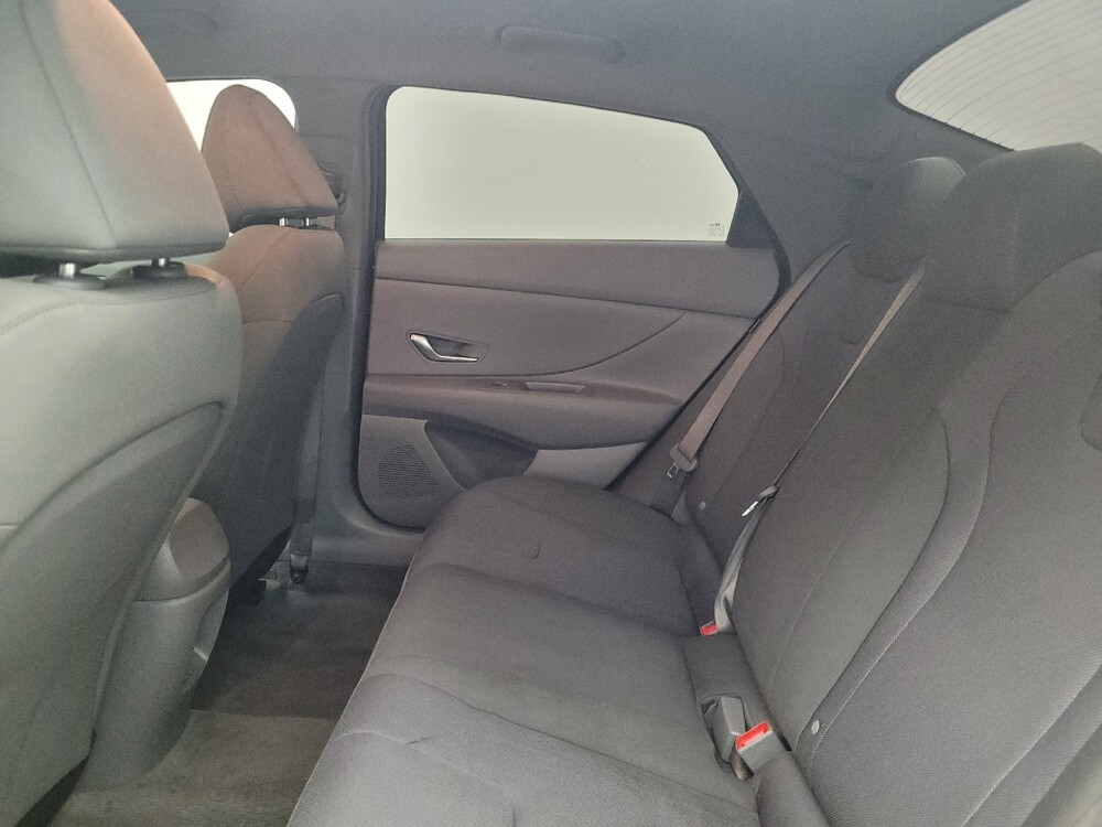 2024 Hyundai Elantra in Columbus, OH 43231 - 18105878 18