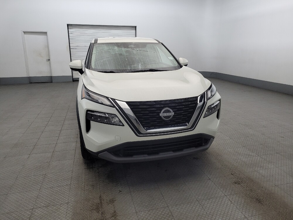 2023 Nissan Rogue in Pittsburgh, PA 15236 - 18105880 14