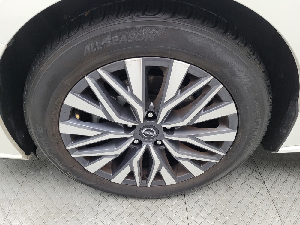 2023 Nissan Altima in Des Moines, IA 50310 - 18105883 31