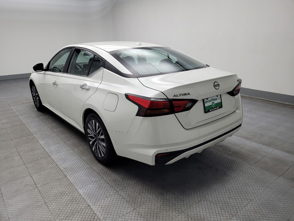 2023 Nissan Altima in Des Moines, IA 50310 - 18105883 5