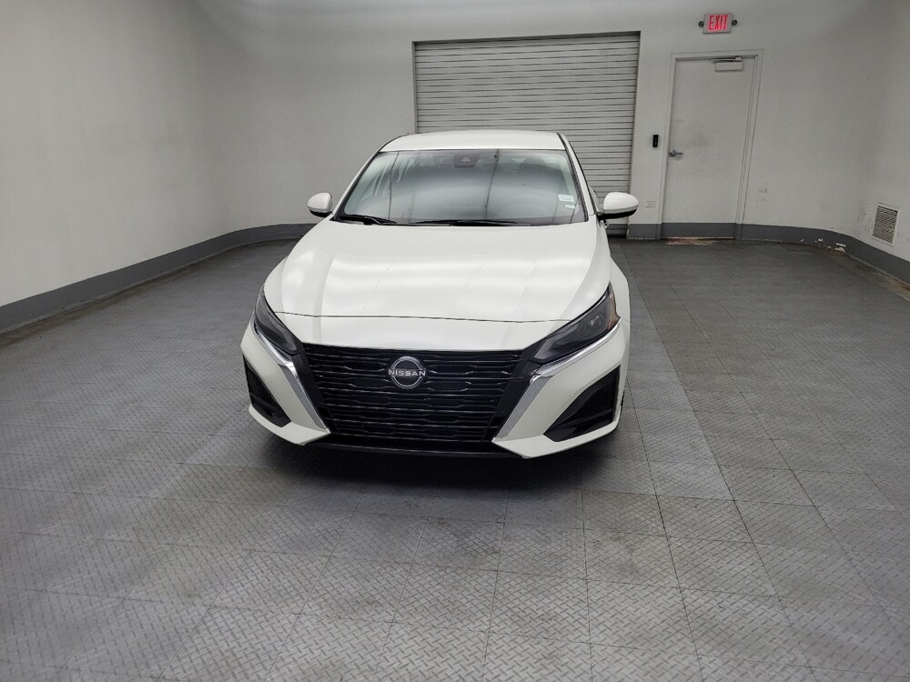 2023 Nissan Altima in Des Moines, IA 50310 - 18105883 15