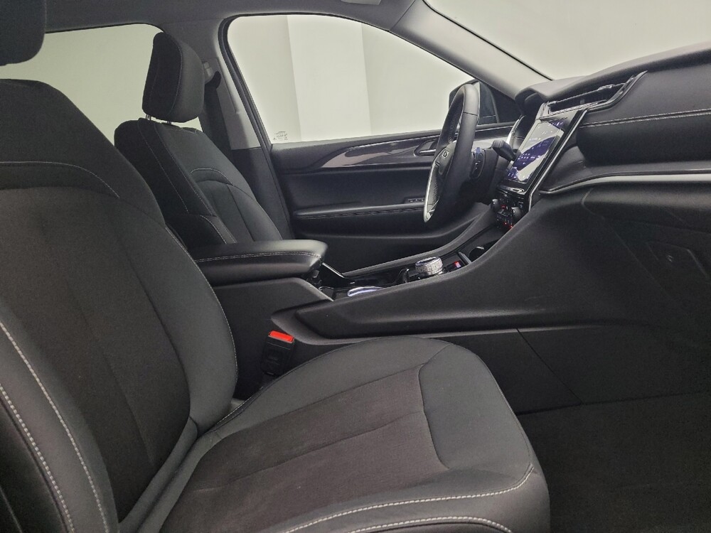 2023 Jeep Grand Cherokee L in Taylor, MI 48180 - 18105888 21