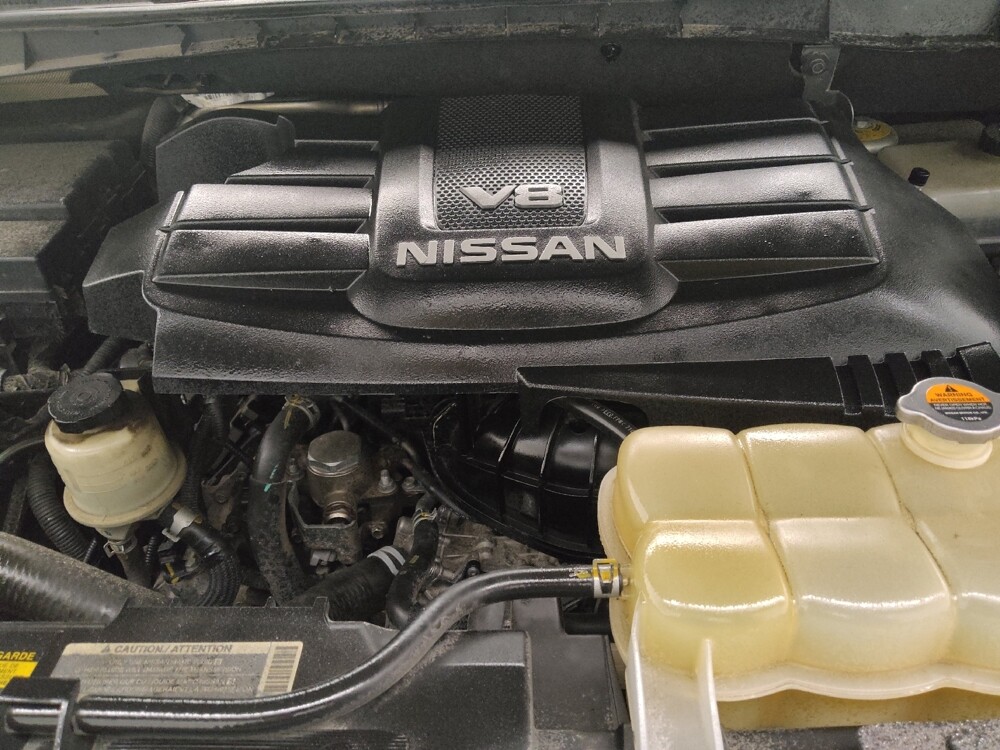 2018 Nissan Titan in Des Moines, IA 50310 - 18105891 30