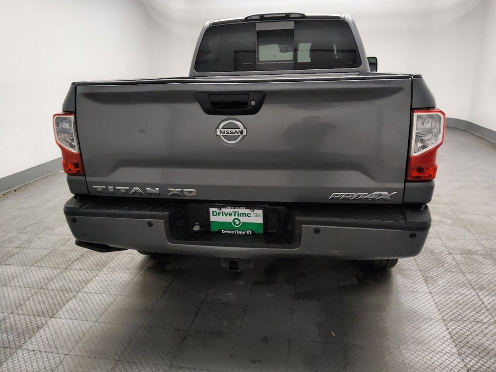 2018 Nissan Titan in Des Moines, IA 50310 - 18105891 7