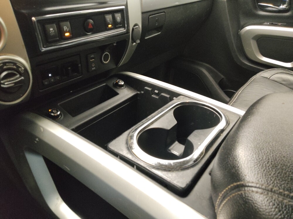 2018 Nissan Titan in Des Moines, IA 50310 - 18105891 26