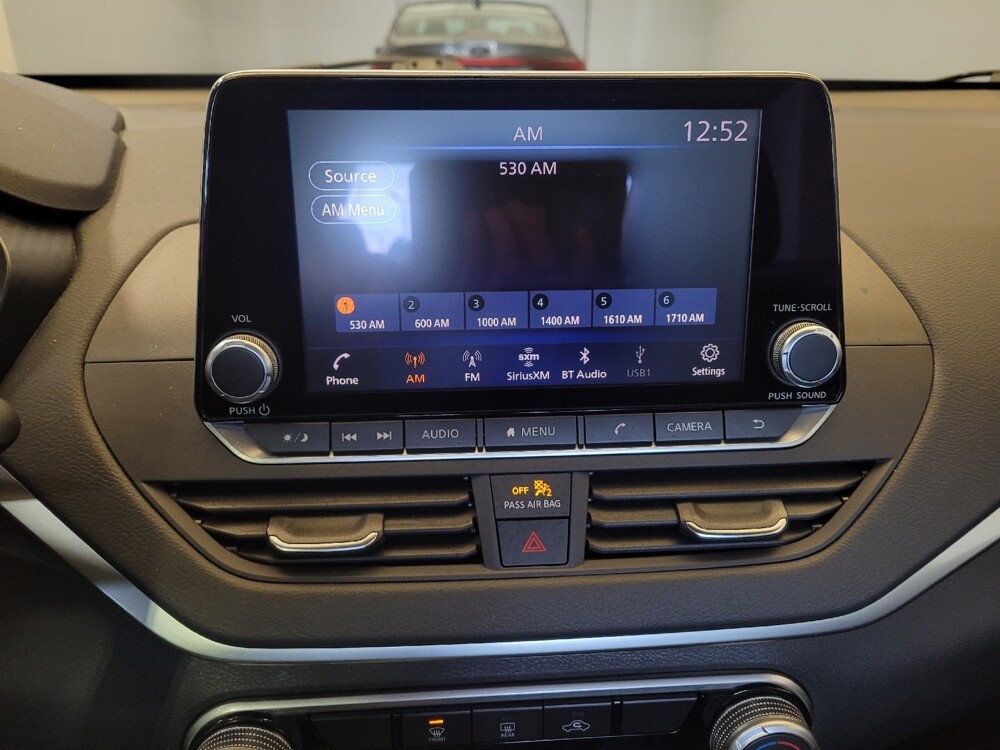 2020 Nissan Altima in Louisville, KY 40258 - 18105899 25