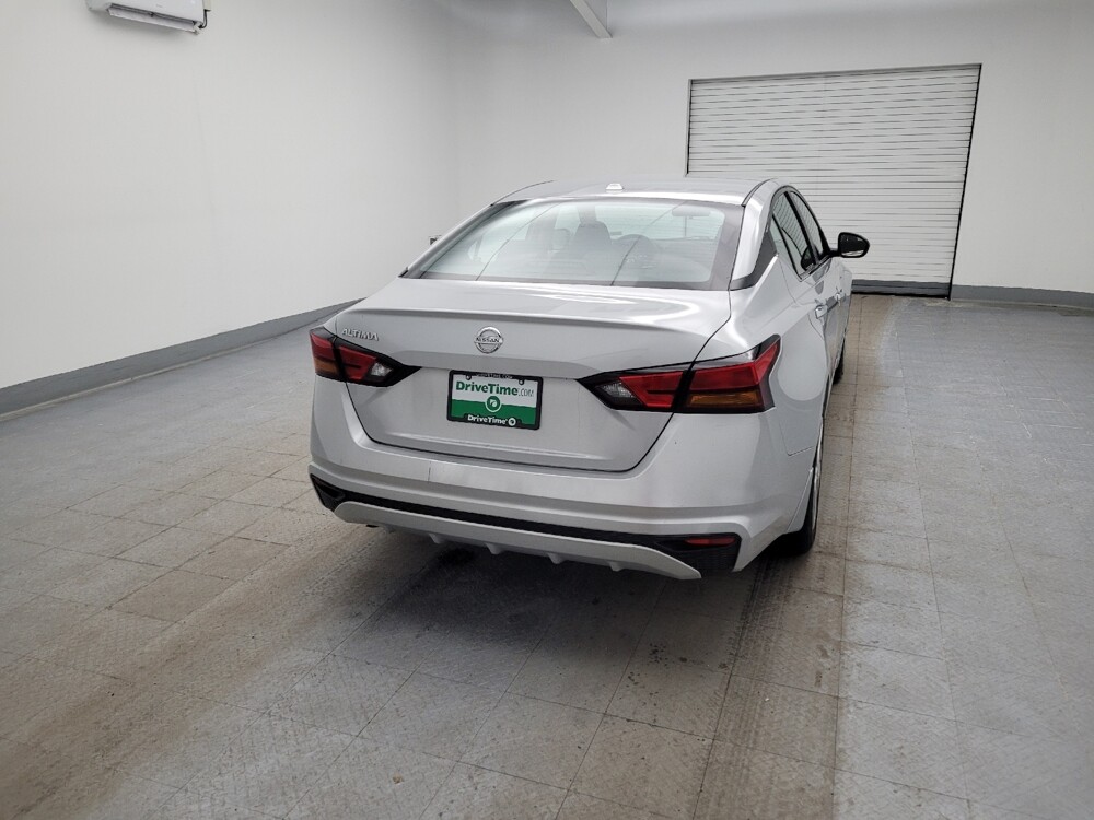 2020 Nissan Altima in Louisville, KY 40258 - 18105899 7