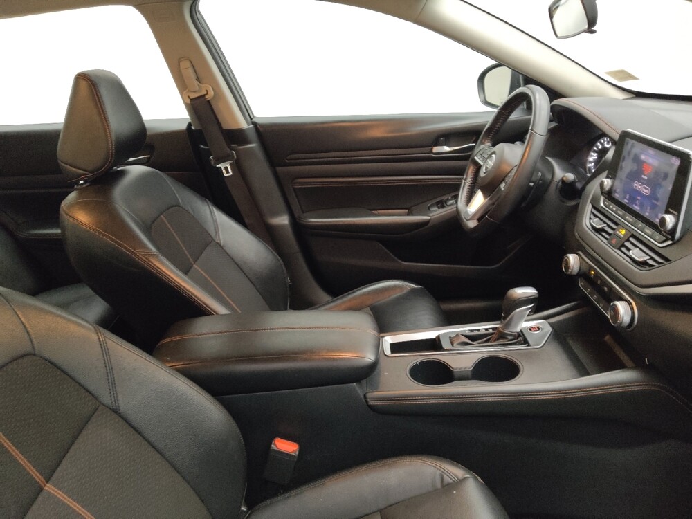 2020 Nissan Altima in Lombard, IL 60148 - 18105900 21