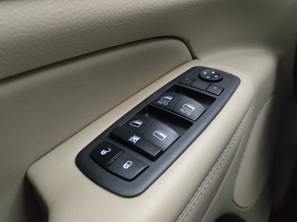 2022 Jeep Grand Cherokee in Des Moines, IA 50310 - 18105901 27