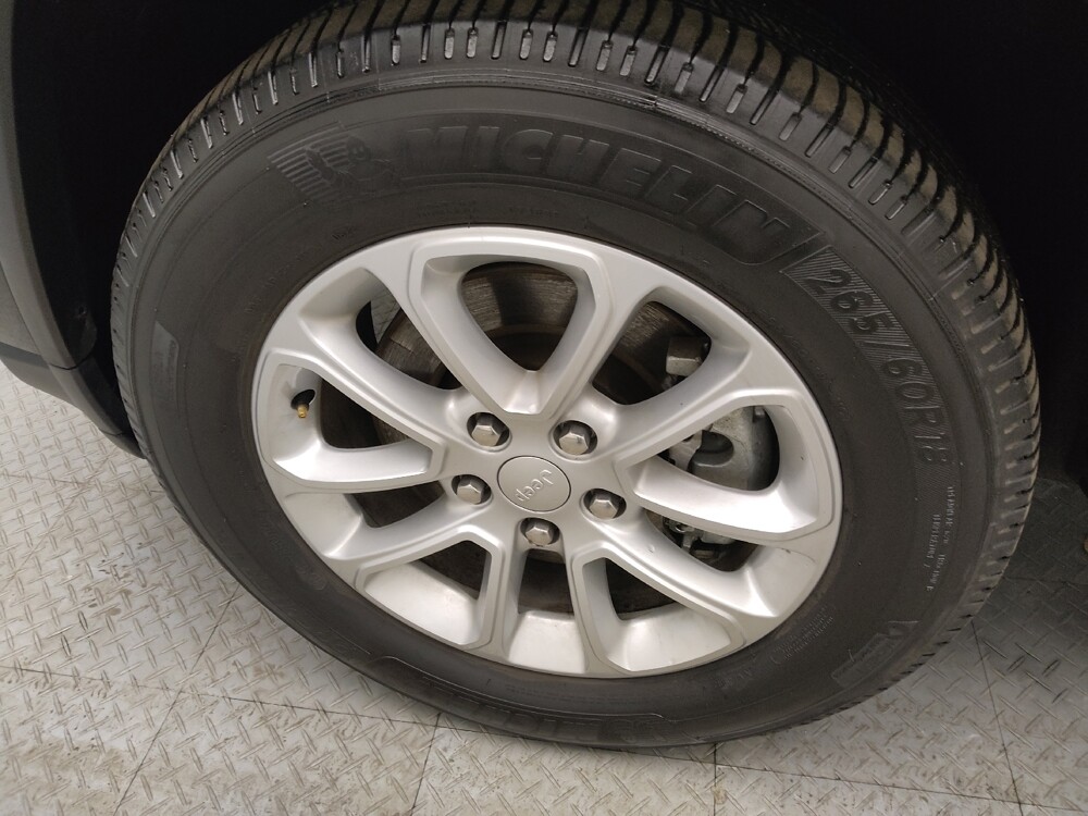 2022 Jeep Grand Cherokee in Des Moines, IA 50310 - 18105901 31