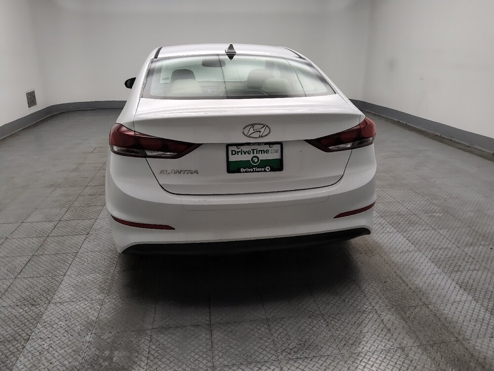 2018 Hyundai Elantra in Lombard, IL 60148 - 18105902 6
