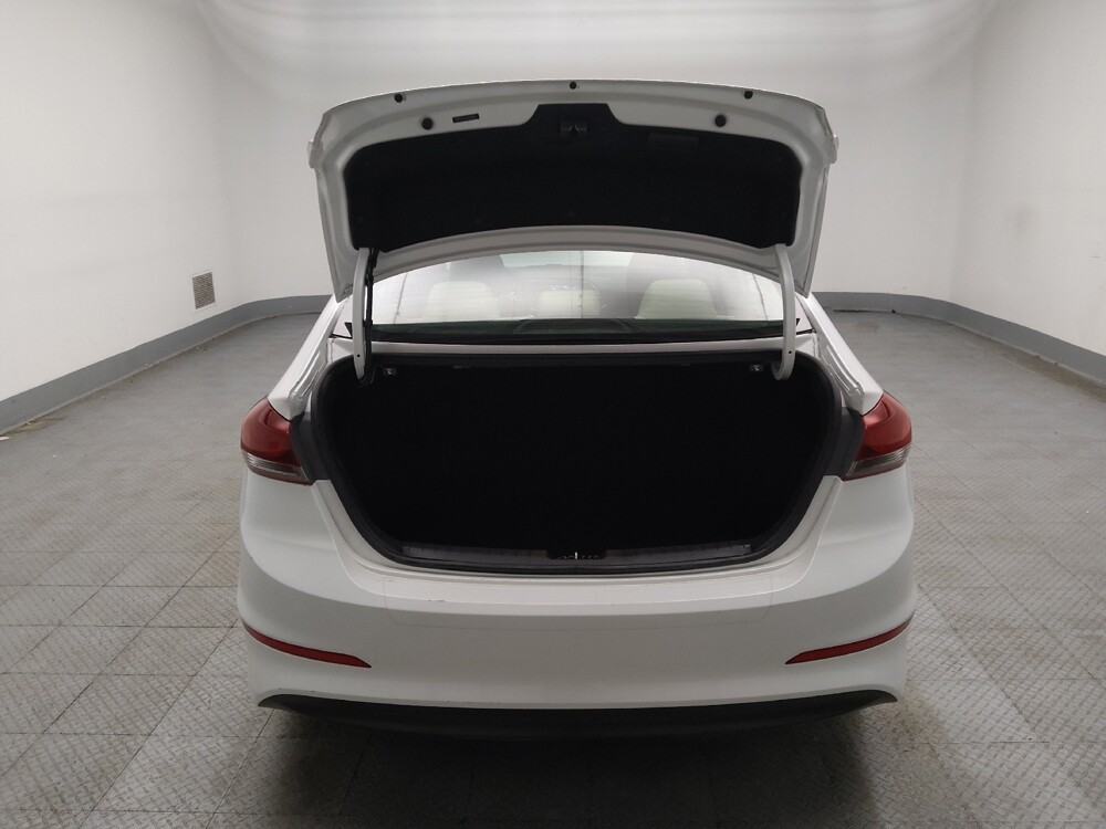 2018 Hyundai Elantra in Lombard, IL 60148 - 18105902 29