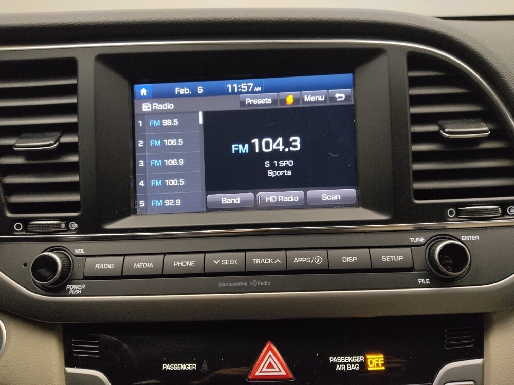 2018 Hyundai Elantra in Lombard, IL 60148 - 18105902 25