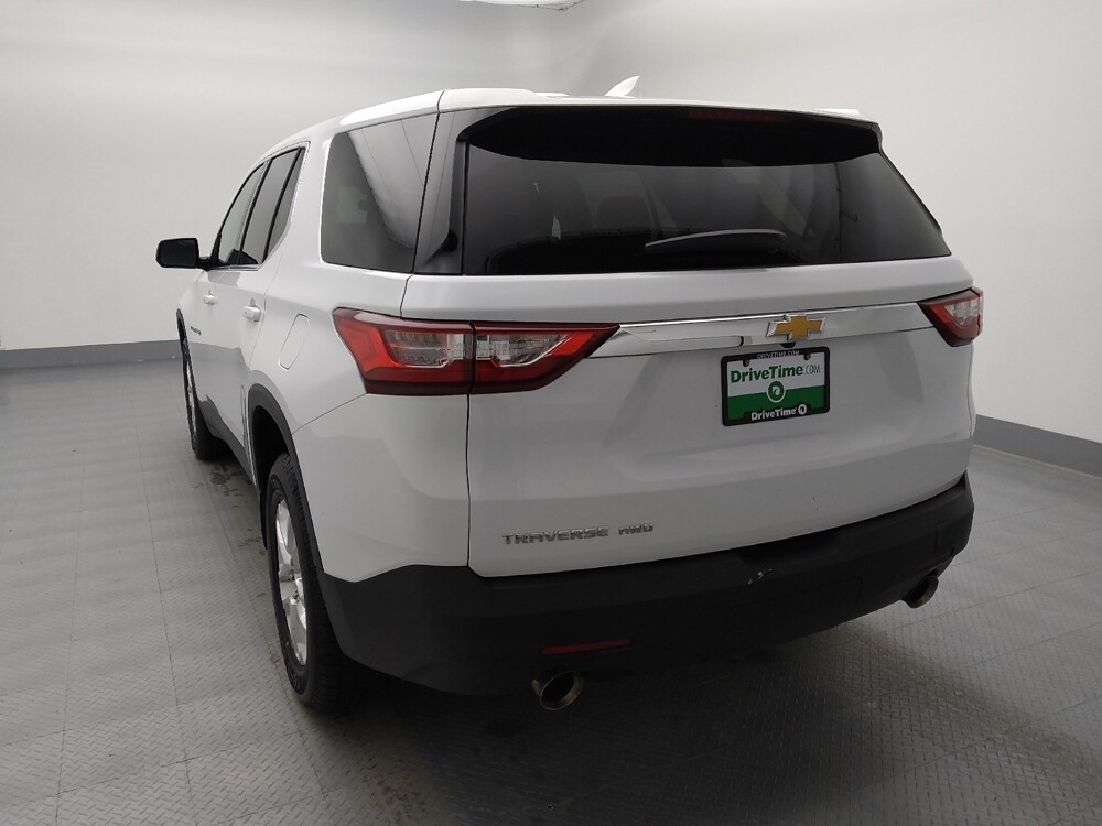 2019 Chevrolet Traverse in Wichita, KS 67207 - 18105908 6