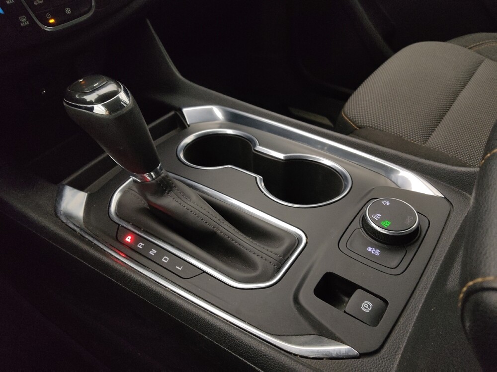 2019 Chevrolet Traverse in Wichita, KS 67207 - 18105908 26