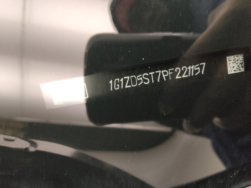 2023 Chevrolet Malibu in Lombard, IL 60148 - 18105920 33