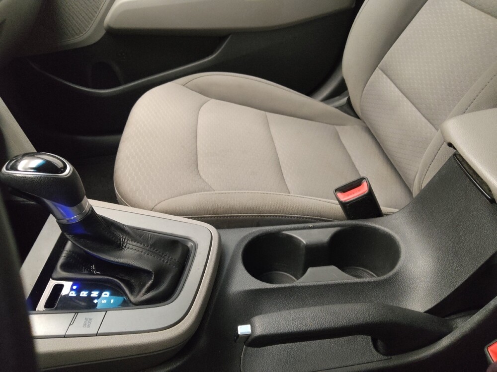 2020 Hyundai Elantra in Midlothian, IL 60445 - 18105929 26