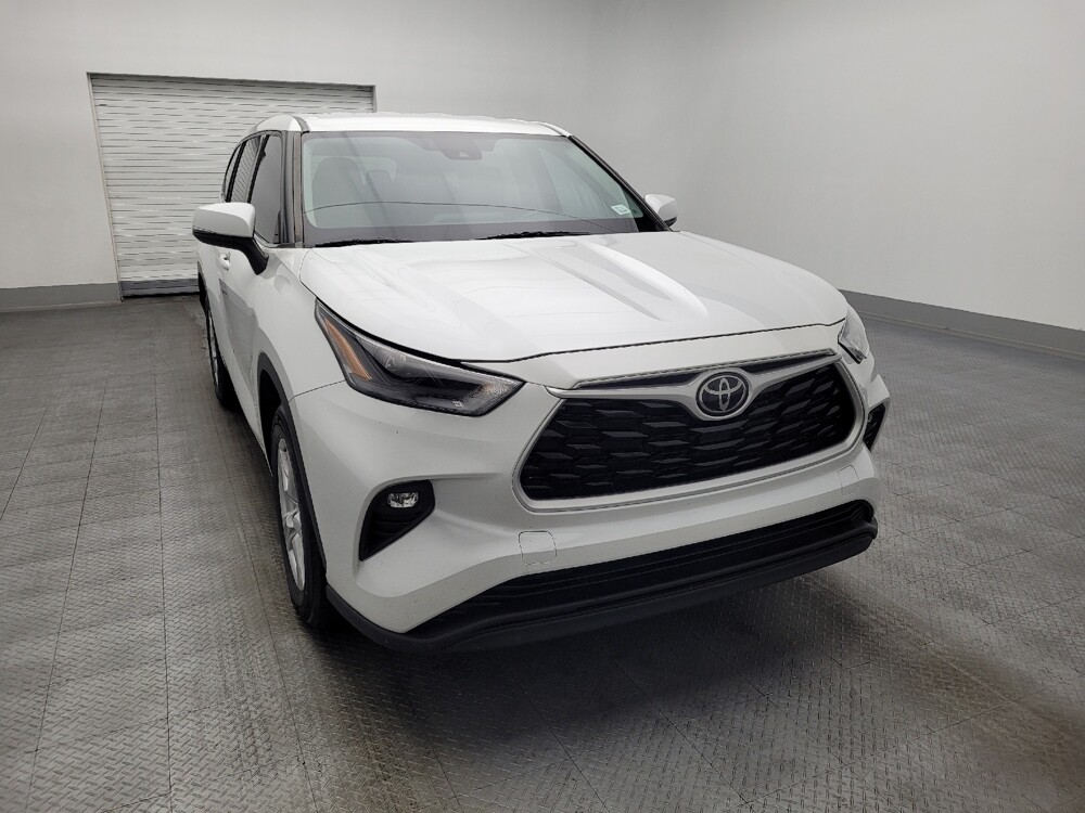 2022 Toyota Highlander in Orlando, FL 32808 - 18105933 14