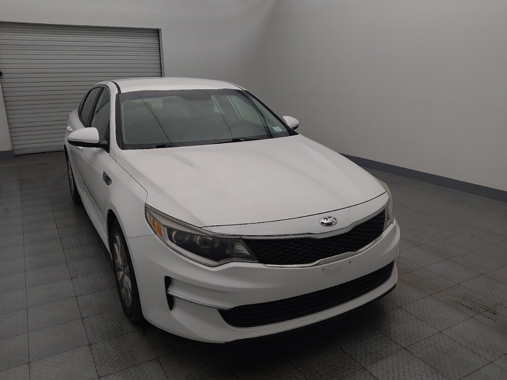 2018 Kia Optima in Houston, TX 77074 - 18105938 14