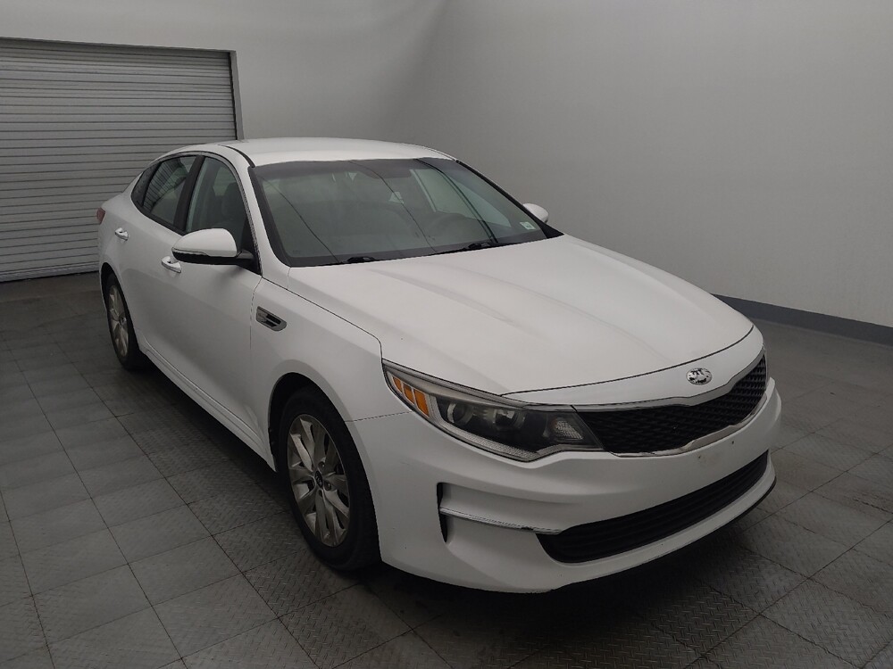 2018 Kia Optima in Houston, TX 77074 - 18105938 13