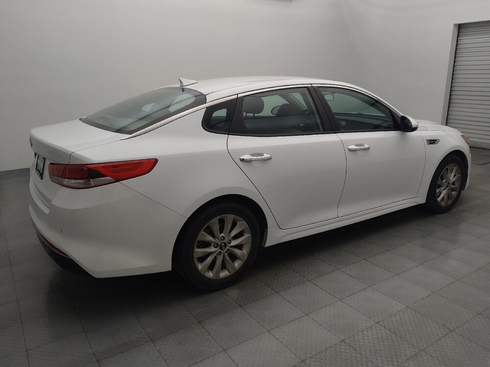 2018 Kia Optima in Houston, TX 77074 - 18105938 10