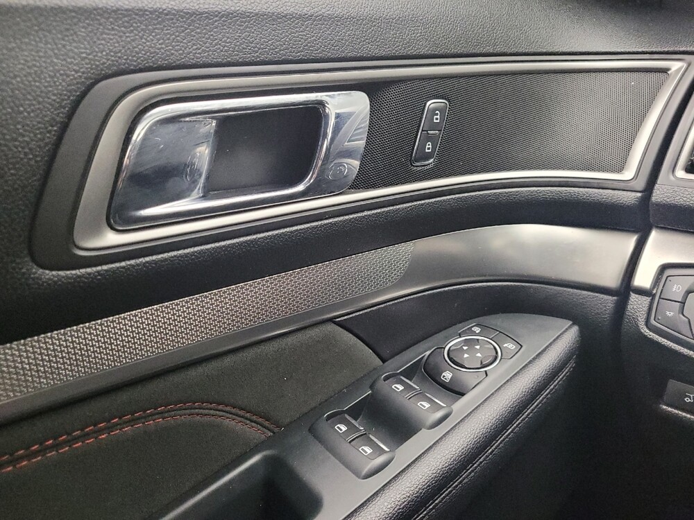 2018 Ford Explorer in Eastpointe, MI 48021 - 18105948 27