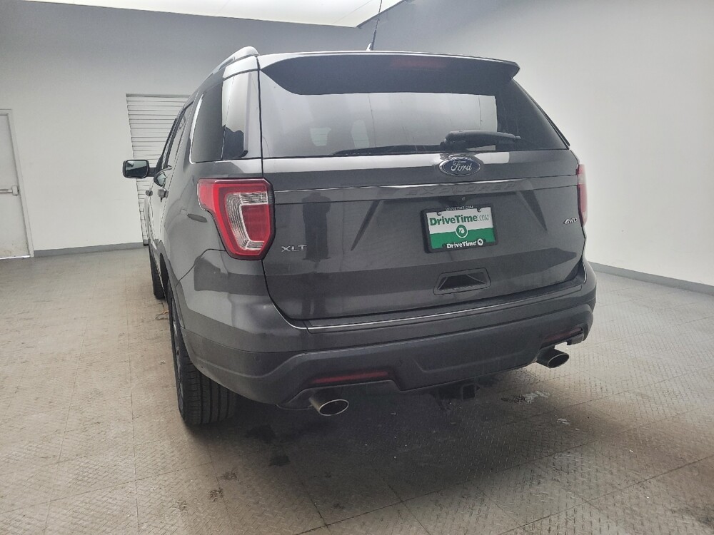 2018 Ford Explorer in Eastpointe, MI 48021 - 18105948 6