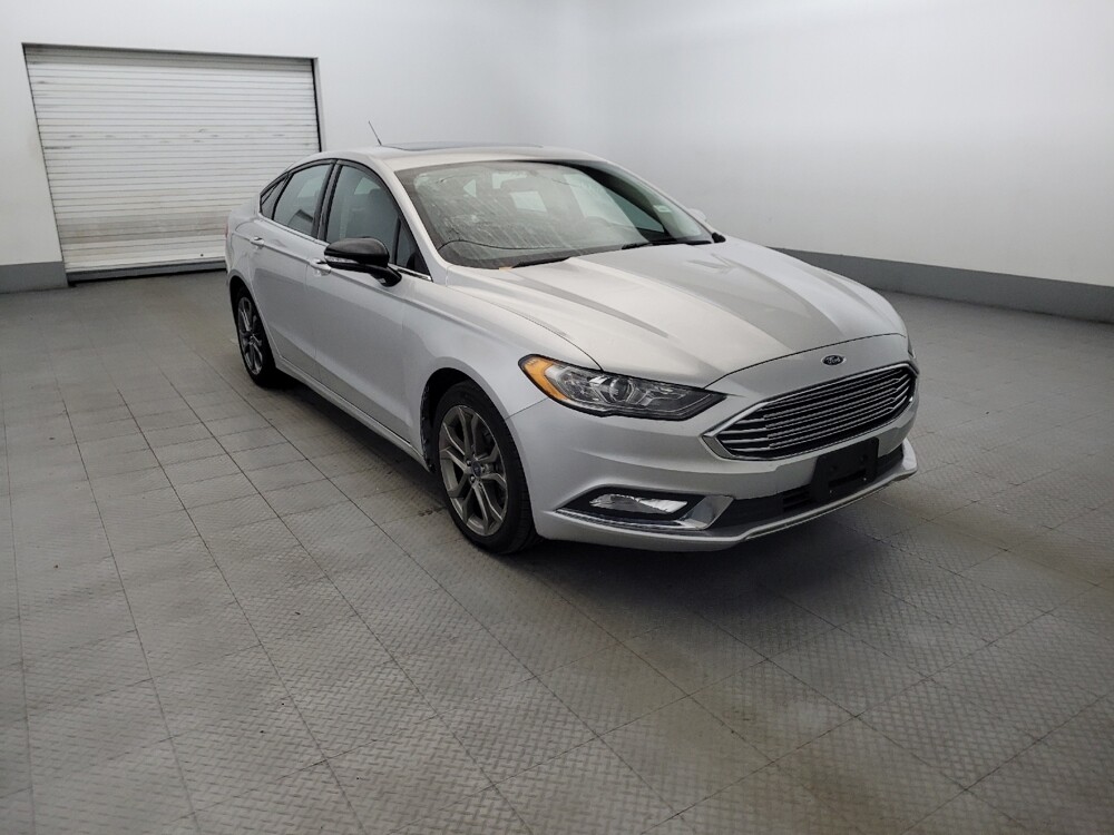 2017 Ford Fusion in Temple Hills, MD 20746 - 18105960 13