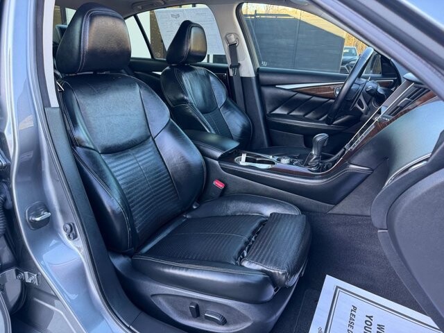 2015 INFINITI Q50 in Knoxville, TN 37920 - 18105963 18