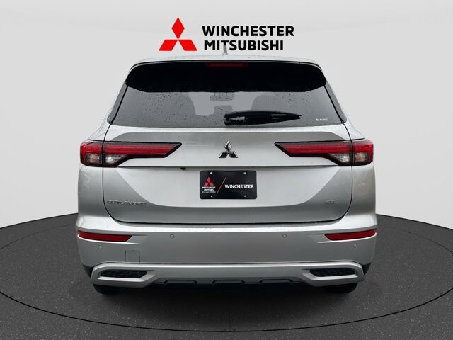 2024 Mitsubishi Outlander in Winchester, VA 22602 - 18105976 3