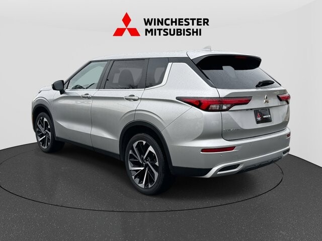 2024 Mitsubishi Outlander in Winchester, VA 22602 - 18105976 4