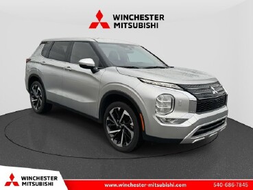 2024 Mitsubishi Outlander in Winchester, VA 22602